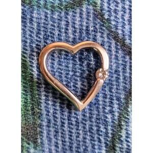 White Gold and Diamond Heart Pendant / 10k / JCR / .74g